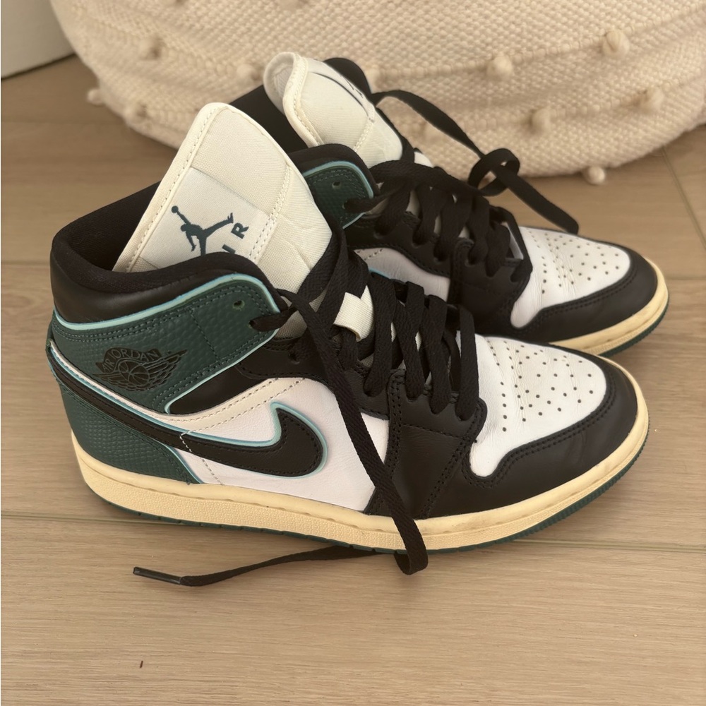 Nike Black and Cream Sneakers
